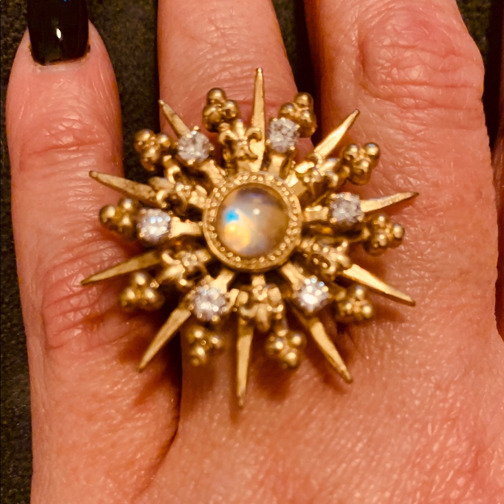 Katie Scott - Beautiful starburst ring size 6.5